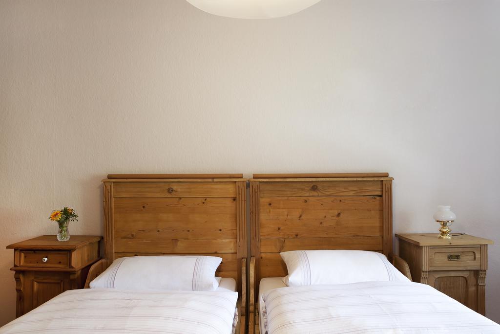 Hotel Wild-Berghof Buchet Bernried Habitación foto